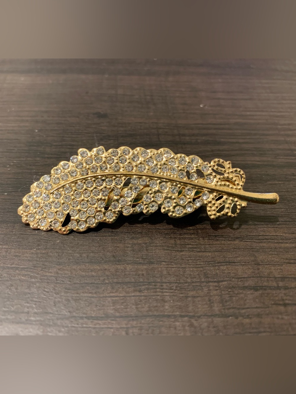 Gold Crystal Leaf Brooch Pin - Elegant Sparkle
